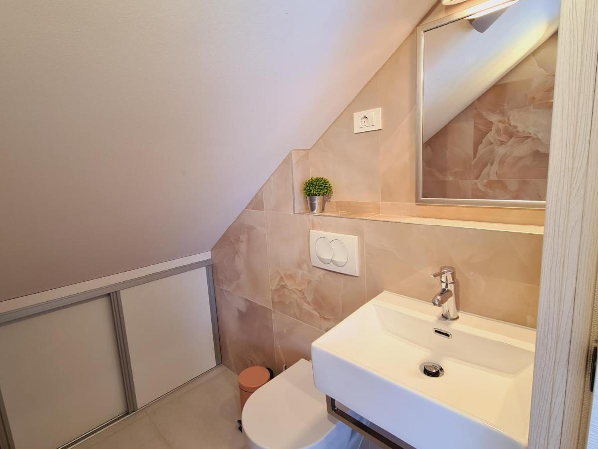 Beach Apartment Renco Sumpetar Exterior photo