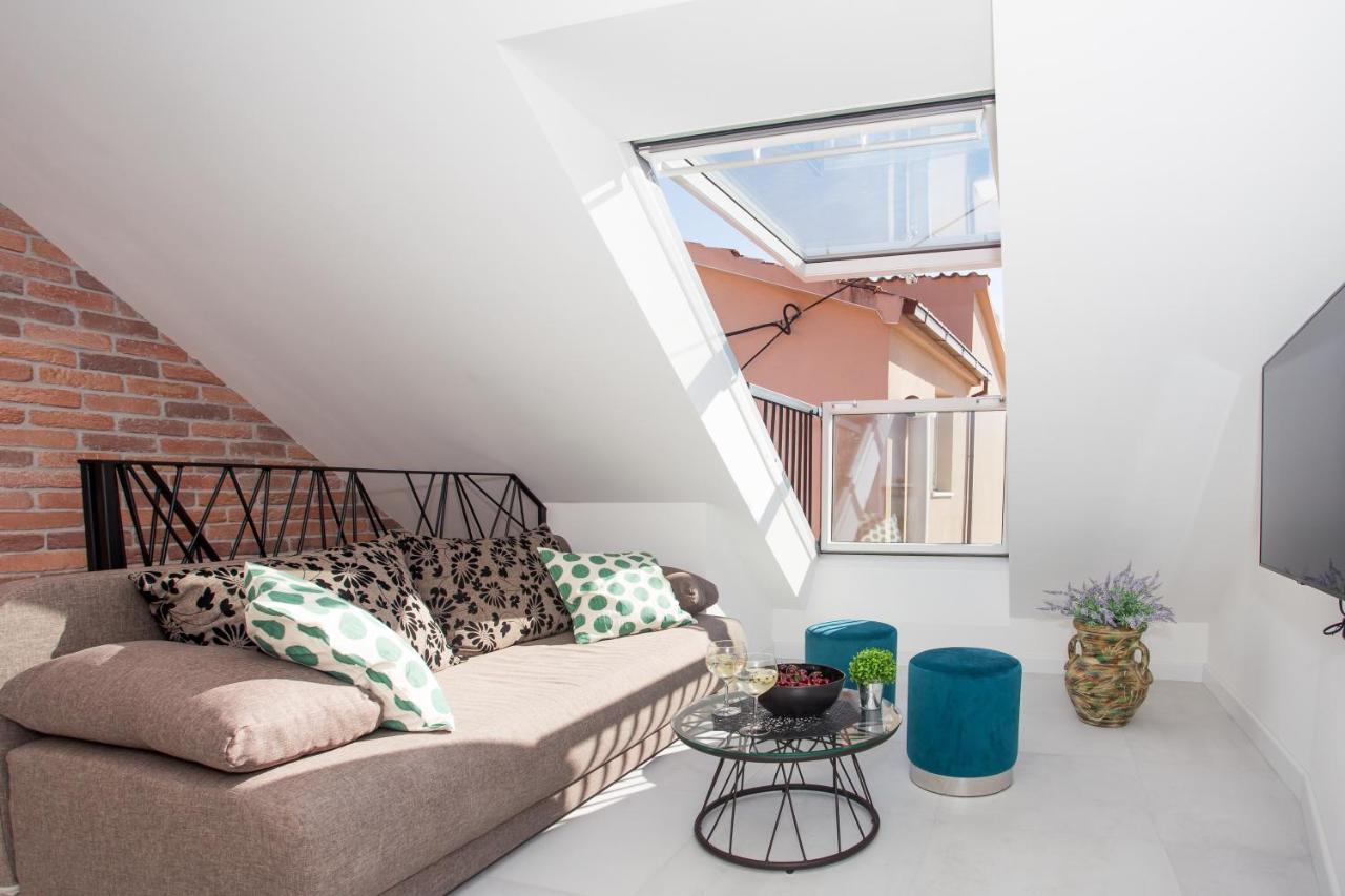 Beach Apartment Renco Sumpetar Exterior photo